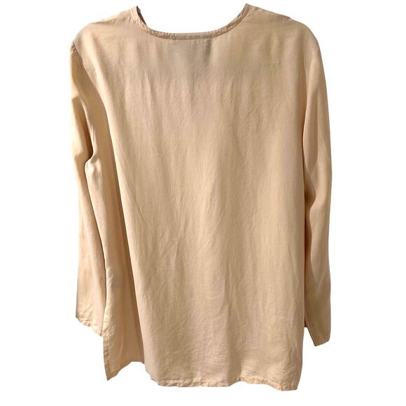 August Silk Cream Tunic Top Mother-of-Pearl Button Front, size M - Picture 6 of 6